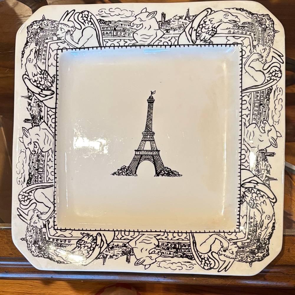 Parisian Scenes
by MIKASA Eiffel Tower Square Plate - Black and White